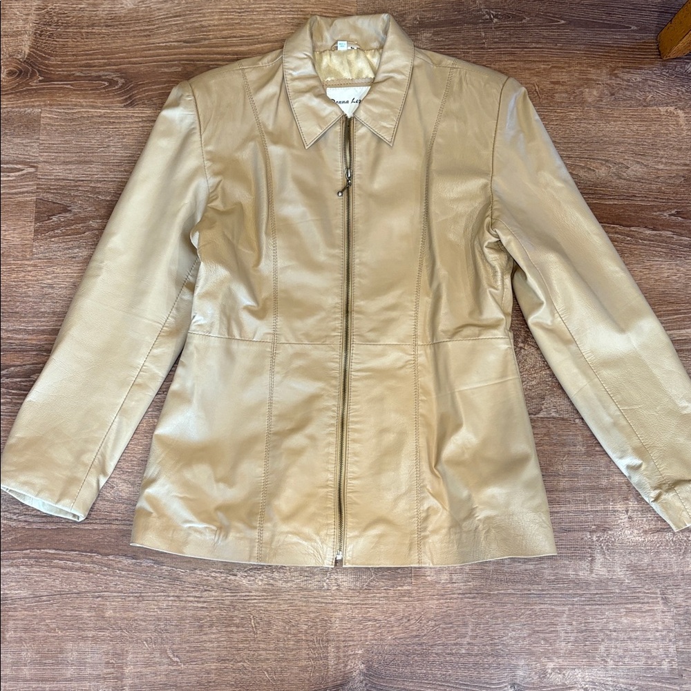 Stylish Beige Leather Jacket